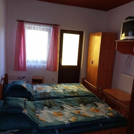 شقة Zsuzsa Apartman Poroszló المظهر الخارجي الصورة