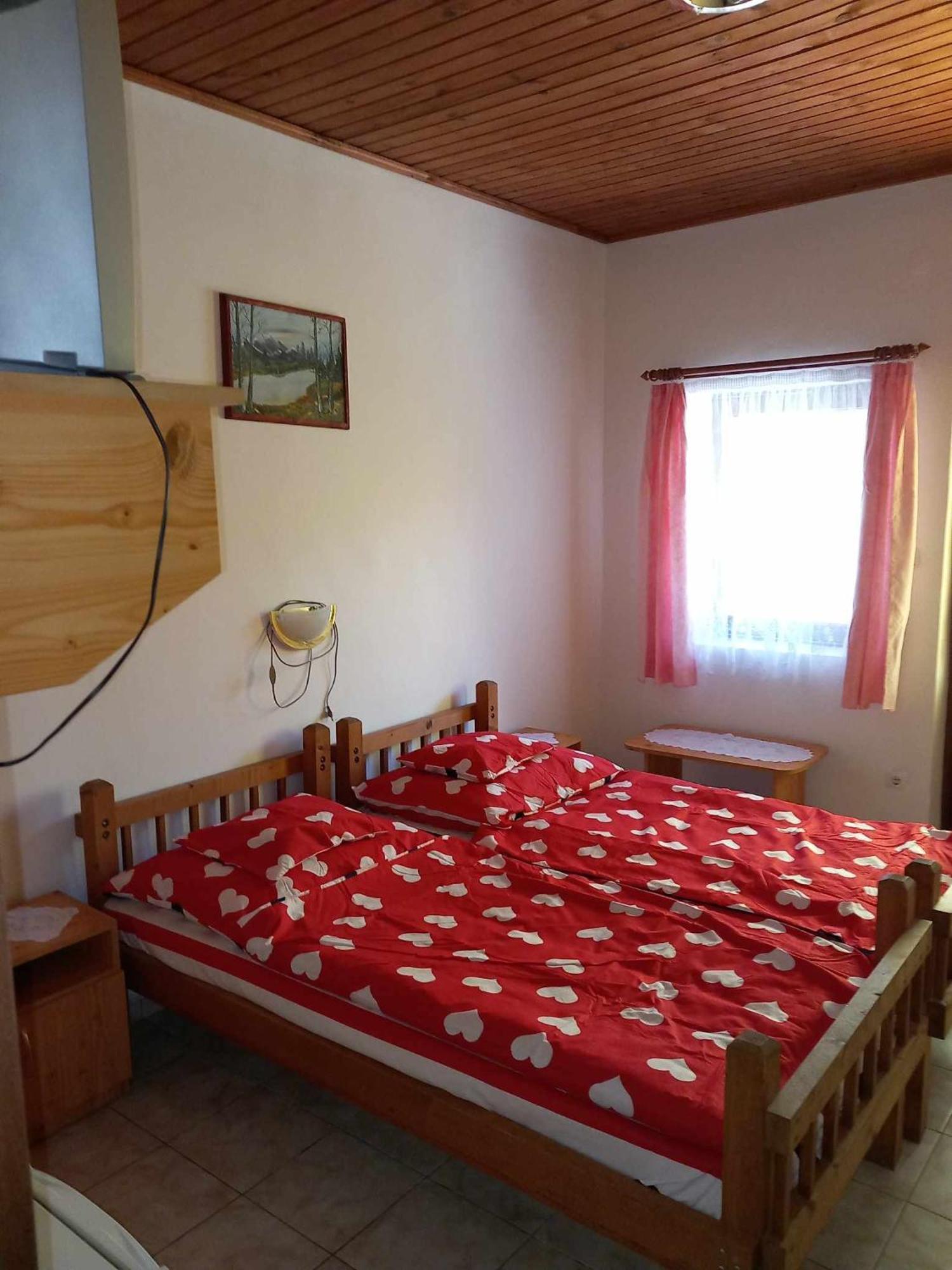 شقة Zsuzsa Apartman Poroszló المظهر الخارجي الصورة